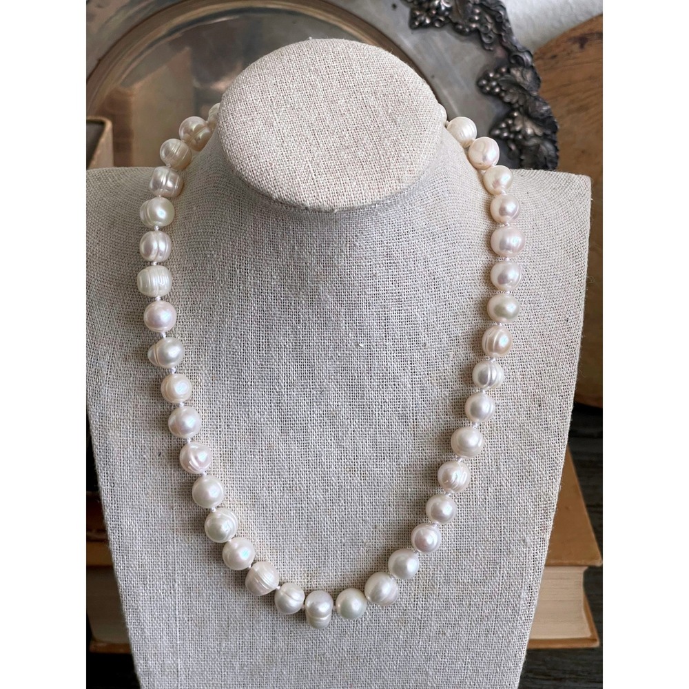 14K Gold Clasp Cultured Freshwater Pearl Knotted Baroque Necklace 18" 9.8mm
